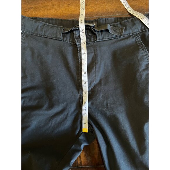 Levi's Black Flat Front Belted Women's Workwear Khaki Pants Chino Causal - Picture 7 of 8